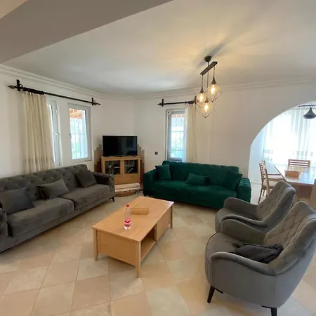 Jasmine Oeluedeniz , 5 Bedroom Villa