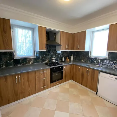 Jasmine Oeluedeniz , 5 Bedroom Fethiye